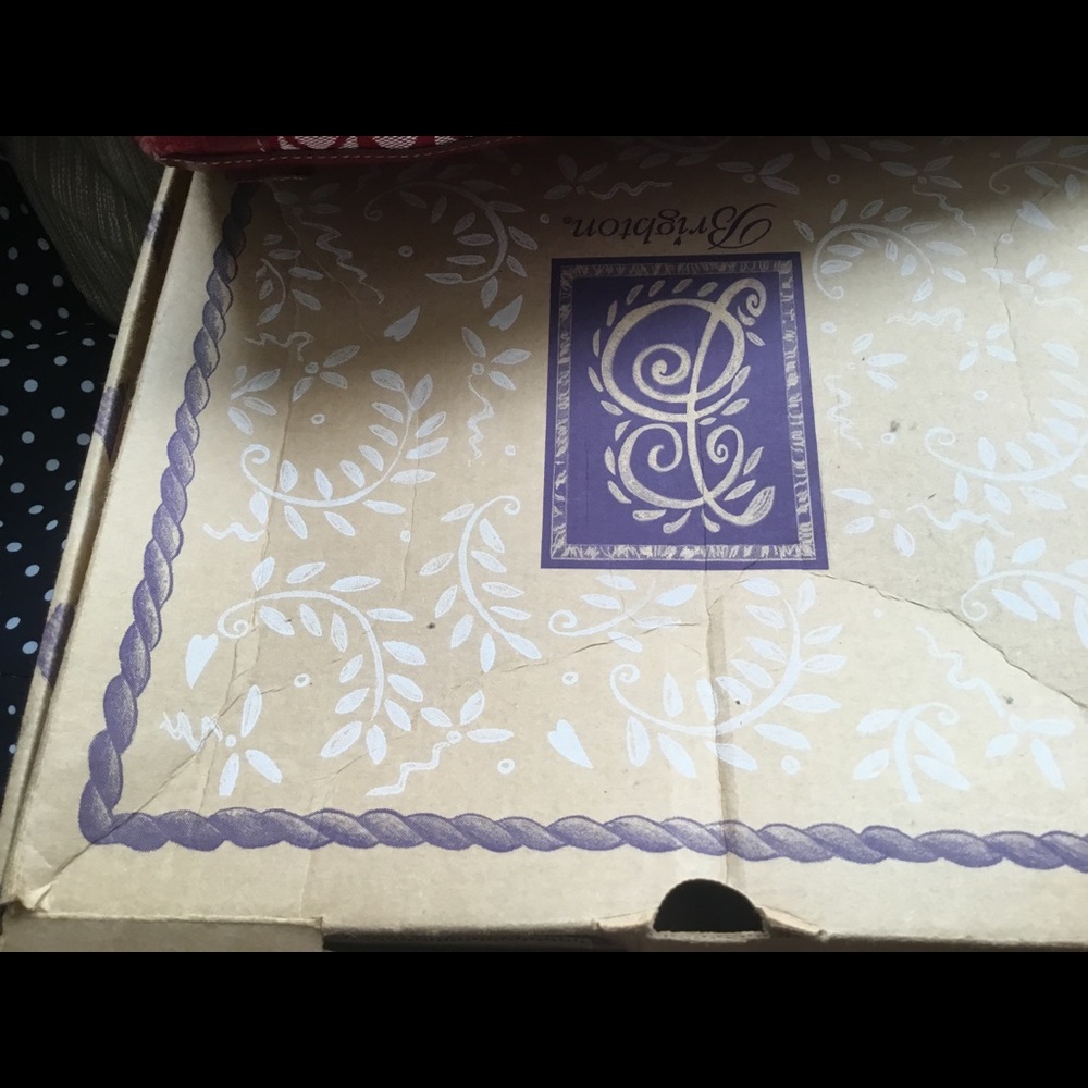 Brighton Purse - Picture 2 of 13